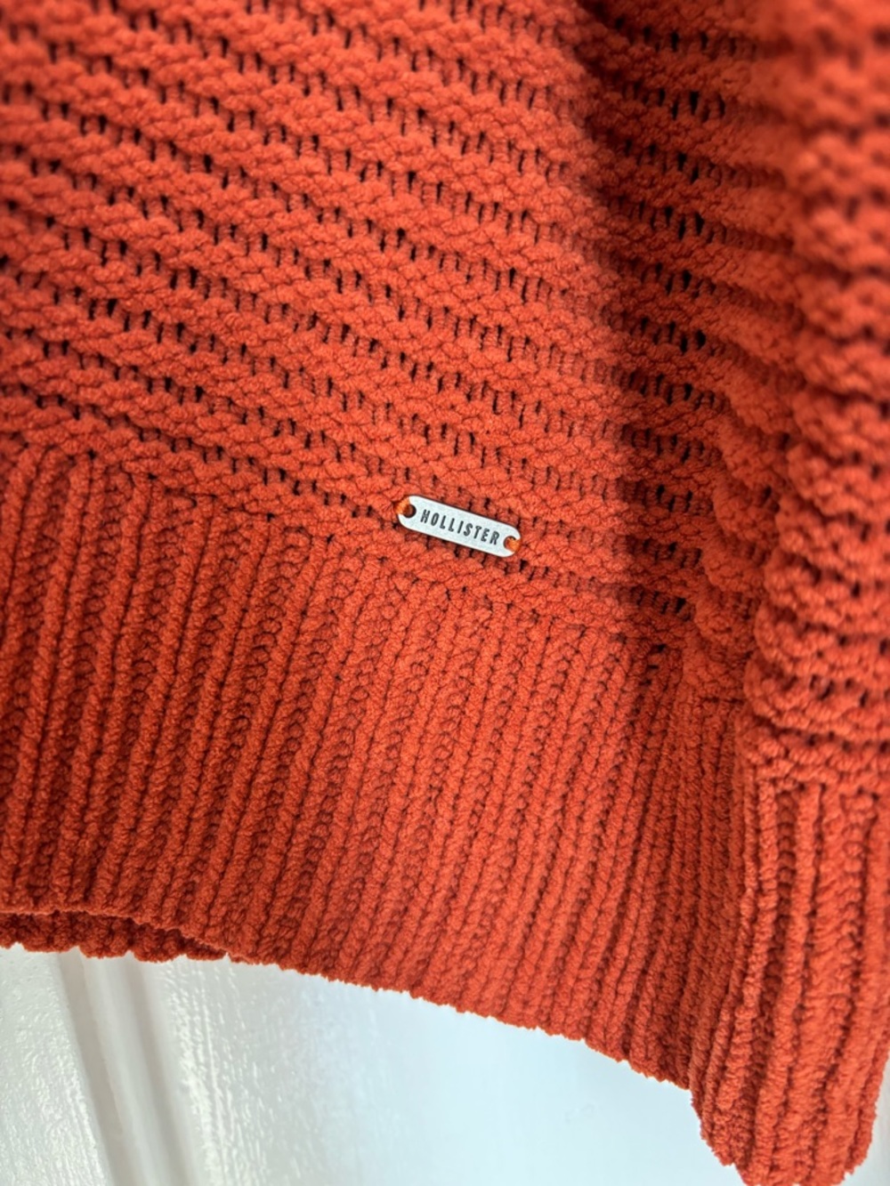 Hollister Rust Ribbed Turtleneck Sweater - Picture 3 of 4